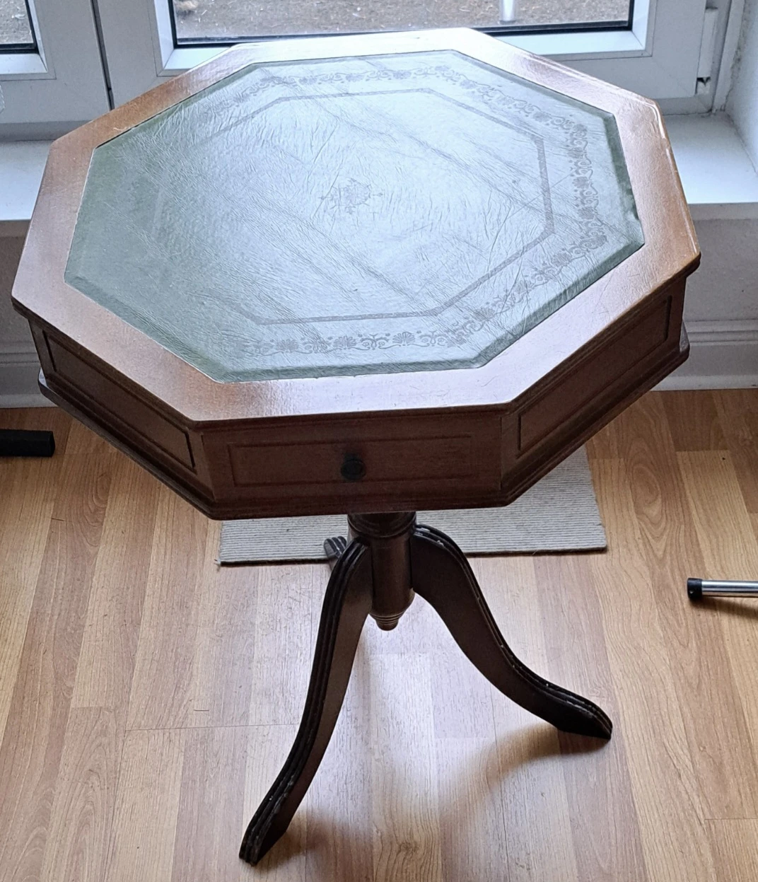 keine Beschreibung vorhanden