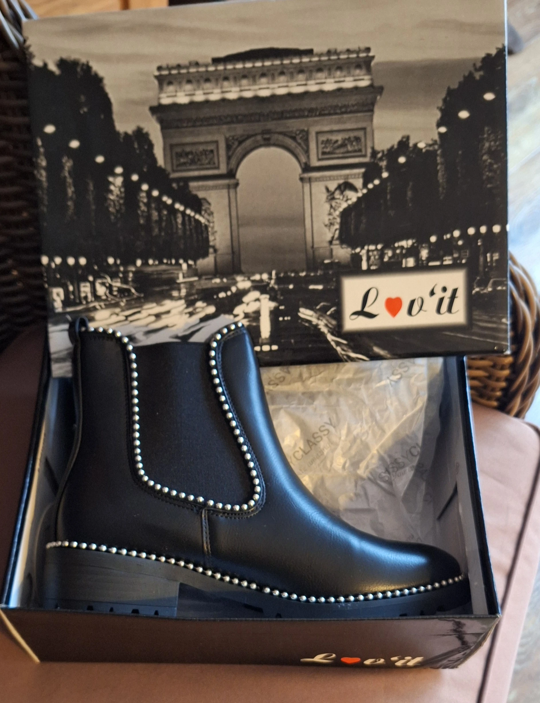 keine Beschreibung vorhanden